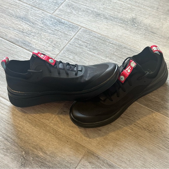 Bala Other - BALA 12 BLACK NOCTURNAL NURSING SNEAKERS SIZE WOMEN 11.5 MENS 10.5